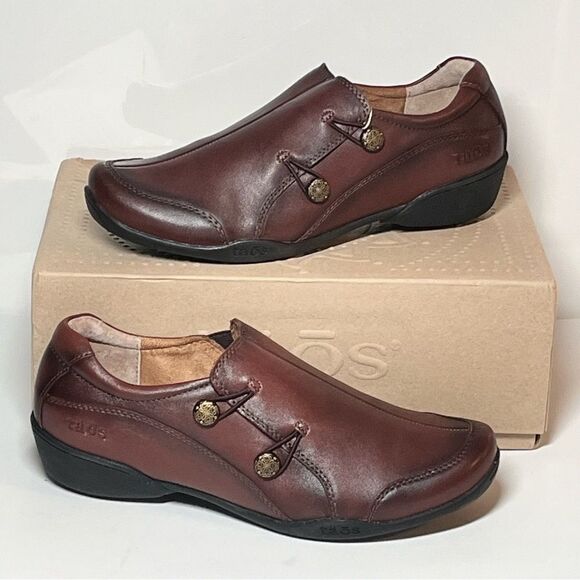 Taos Encore Whiskey Leather Slip Ons - Picture 1 of 7